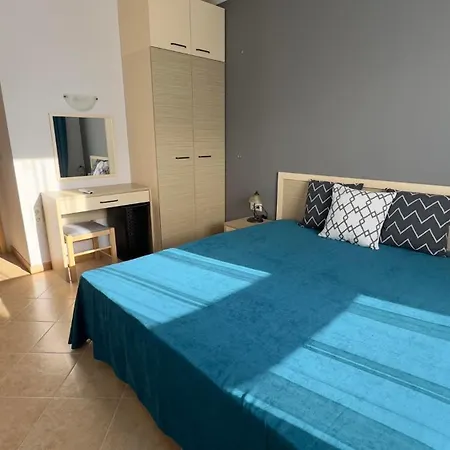 Apartment Роял Сън *